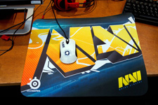SteelSeries QcK+ NAVI Limited Edition